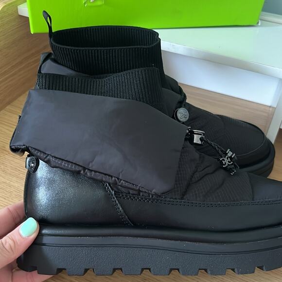 Sam Edelman Black Ankle Boots - Picture 4 of 15